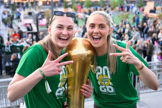 Hammarbys Vilde Hasund och Alice Carlsson