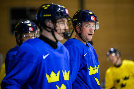 Viggo Björck and Lucas Raymond of Sweden at a practice