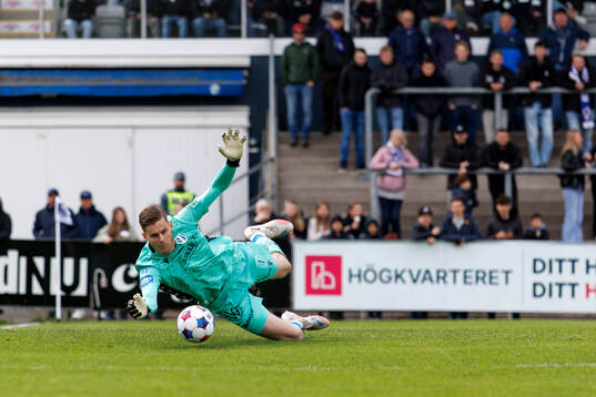 Halmstads målvakt Tim Rönning