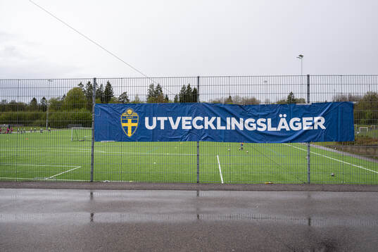 En skylt på ett utvecklingsläger i fotboll