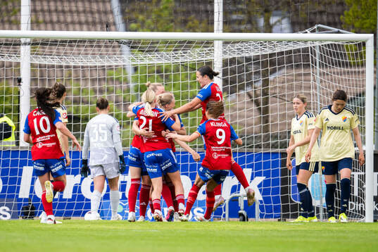 Vittsjös Sanni Ojanen jublar