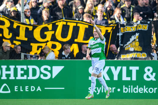 Västerås Marcus Baggesen jublar