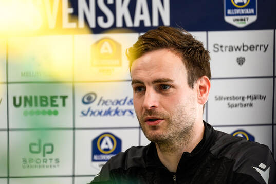 Mjällbys tränare Karl Marius Aksum