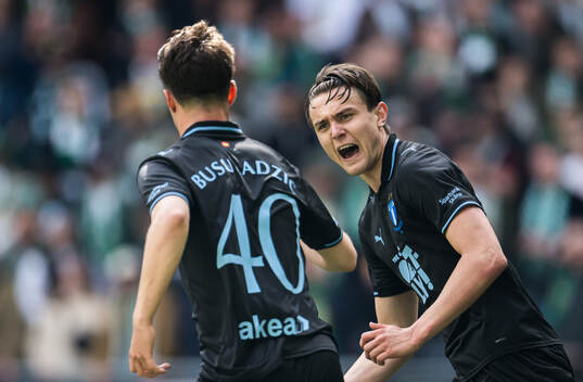 Malmö FFs Kenan Busuladzic och Oscar Sjöstrand jublar