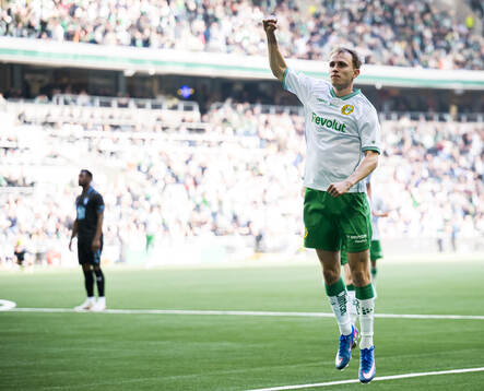 Hammarbys Victor Lind jublar