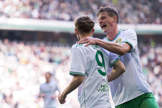 Hammarbys Victor Lind jublar med Frederik Winther