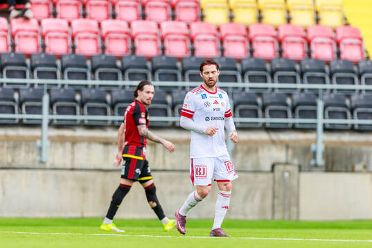 Sandvikens Karl Bohm deppar