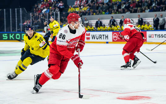 Oscar Sundqvist of Sweden and Joachim Blichfeld of Denmark