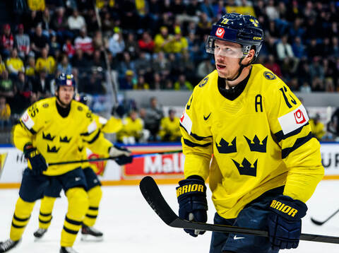 Lucas Raymond of Sweden celebrates