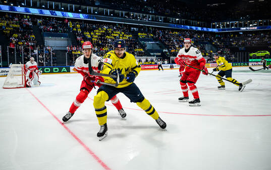 Kasper Larsen of Denmark and Jakob Silfverberg of Sweden