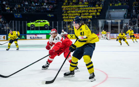 Phillip Bruggisser of Denmark and Ivar Stenberg of Sweden