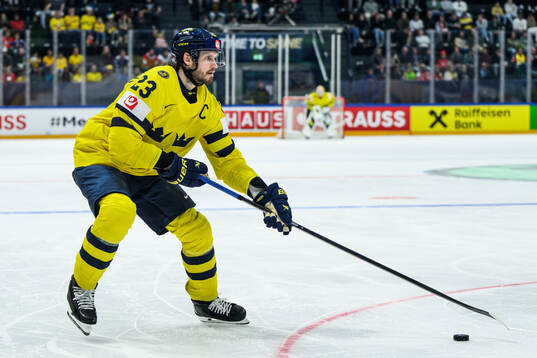 Oliver Ekman-Larsson of Sweden