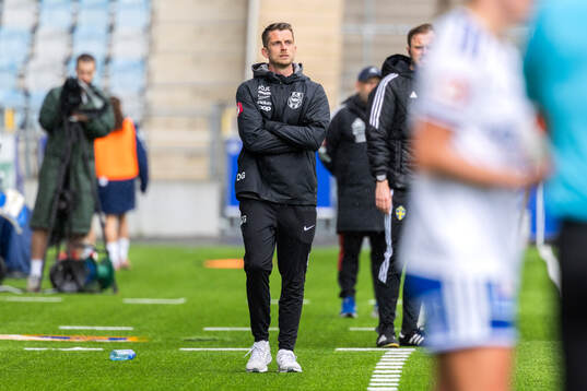 Brommapojkarnas tränare Daniel Gunnars