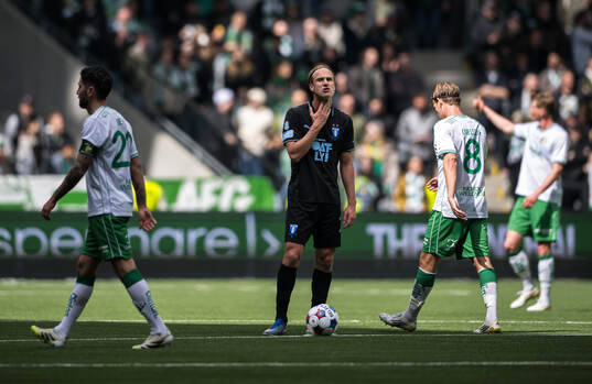 Malmö FFs Erik Botheim deppar