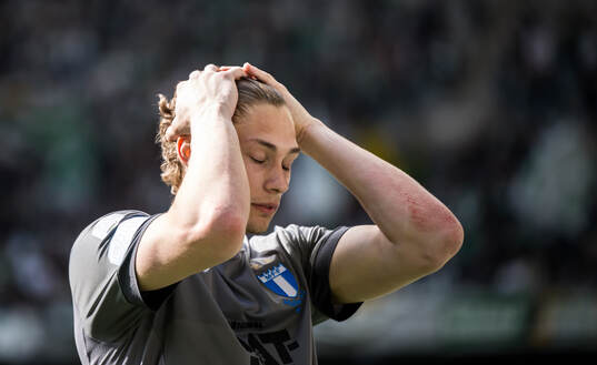 Malmö FFs målvakt William Nieroth Lundgren deppar