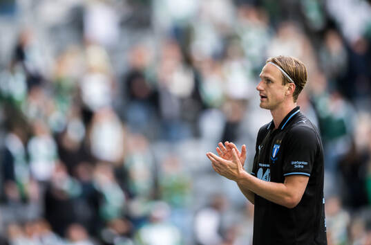 Malmö FFs Erik Botheim deppar