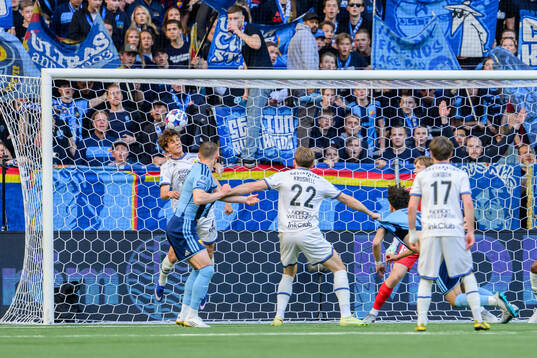 Djurgårdens Mikael Anderson gör 1-0
