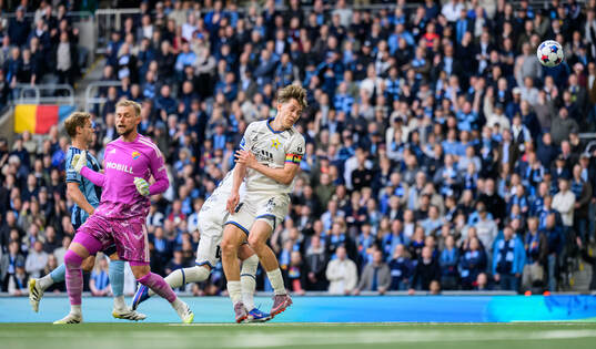 Sirius Marcus Lindberg gör 1-1 mot Djurgårdens målvakt