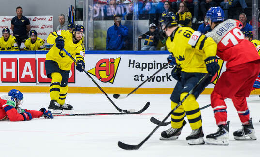 Oliver Ekman-Larsson of Sweden