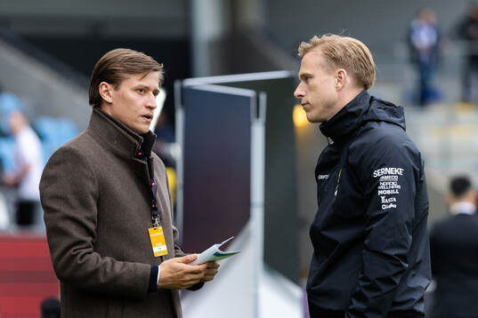 Simon Thern och IFK Göteborgs assisterande sportchef Oscar