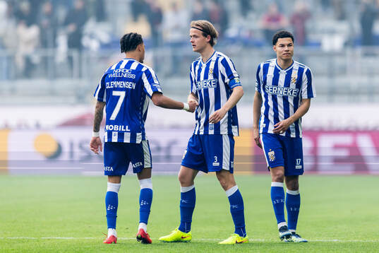 IFK Göteborgs August Erlingmark jublar ihop med Sebastian
