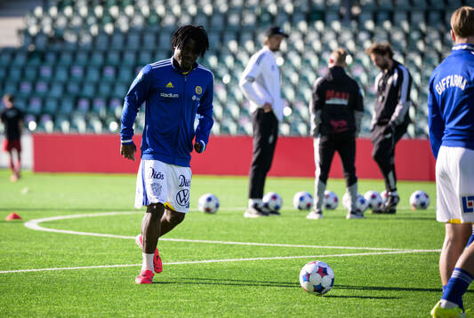 GIF Sundsvalls Charles Baah