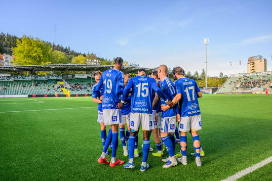 GIF Sundsvalls spelare jublar