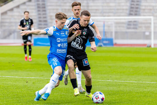 Oddevolds Elias Forsberg och Örebros Jacob Ouro Ortmark