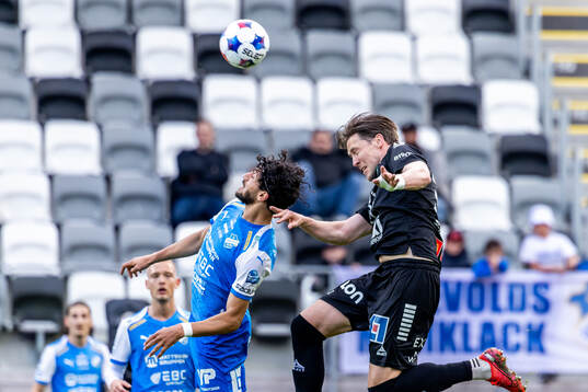Oddevolds Leonardo Farah Shahin och Örebros John Stenberg