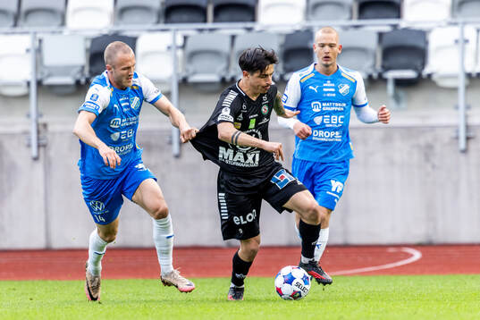 Oddevolds Gabriel Sandberg och Örebros Antonio Yakoub
