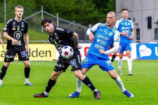 Örebros Antonio Yakoub och Oddevolds Olle Kjellman Olblad