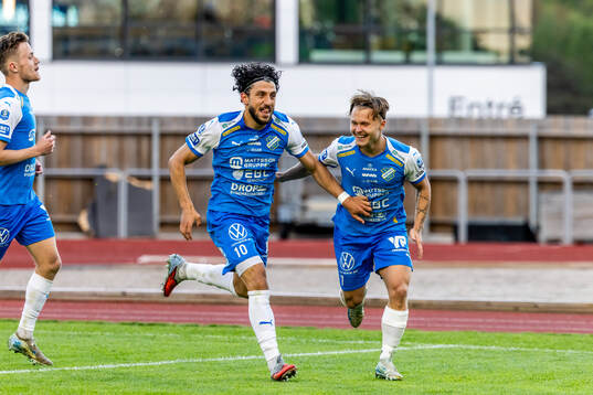 Oddevolds Leonardo Farah Shahin har gjort 2-0 och jublar