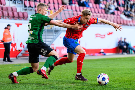 Varbergs Emil Hellman och Helsingborgs Jonathan Hasselqvist