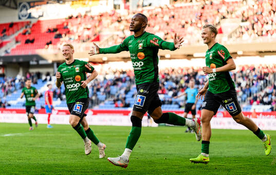 Bläddra bland fler bilder av Fotboll, Superettan, Helsingborg - Varberg