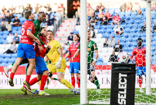 Varbergs Shanyder Borgelin nickar in 1-2 målet
