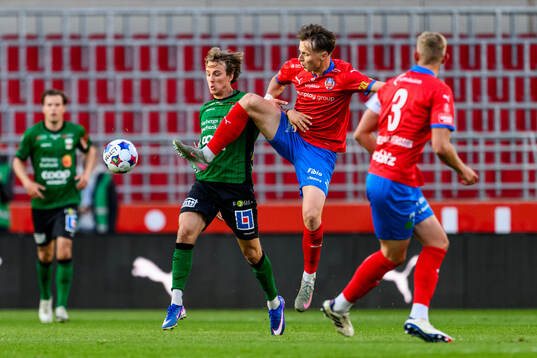 Varbergs Jonathan Nilsson och Helsingborgs Lukas Kjellnäs
