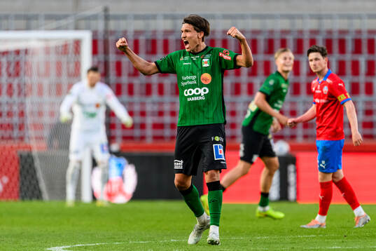 Varbergs Noah Johansson jublar