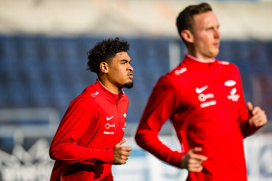 Noah Jean Holm of Brann warms up