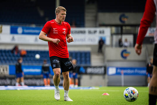 Kristian Eriksen of Brann warms up