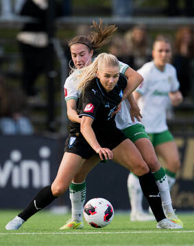 Hammarbys Vilma Emilia Koivisto och Malmö FFs Nellie Lilja