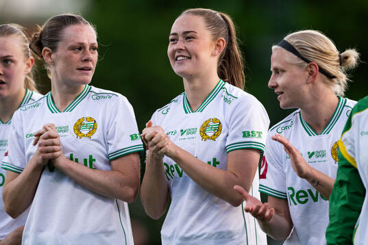 Hammarbys Sofia Reidy, Svea Rehnberg och Madison Pogarch