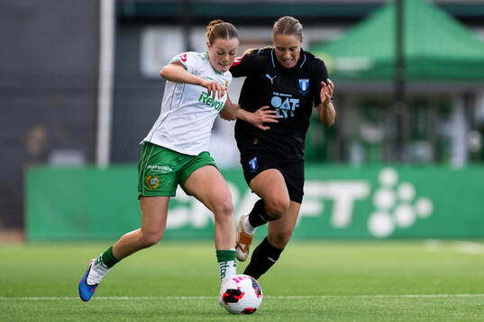 Hammarbys Sofia Reidy och Malmö FFs Courtney Nevin
