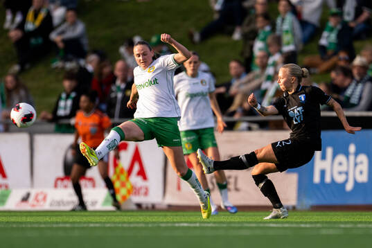 Hammarbys Vilde Hasund och Malmö FFs Nathalie Hoff Persson