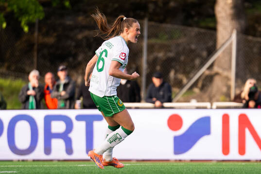 Hammarbys Svea Rehnberg jublar