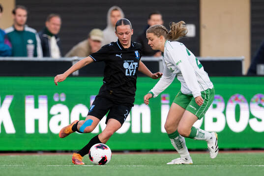 Malmö FFs Lovisa Breland och Hammarbys Hannah Sjödahl