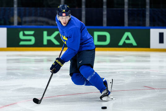 Simon Holmström of Sweden at a practice session