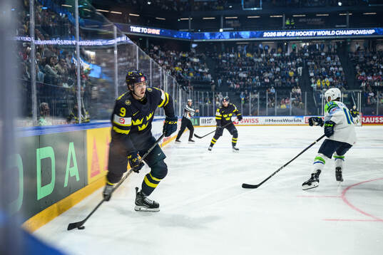 Linus Karlsson of Sweden