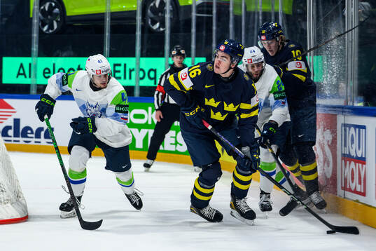 Anton Frondell of Sweden and Jan Cosic of Slovenia
