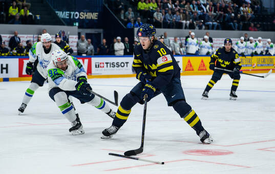 Anze Kuralt of Slovenia and Simon Holmström of Sweden