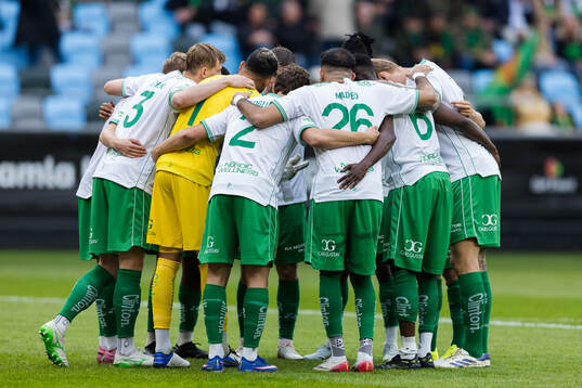 Hammarbys spelare samlas
